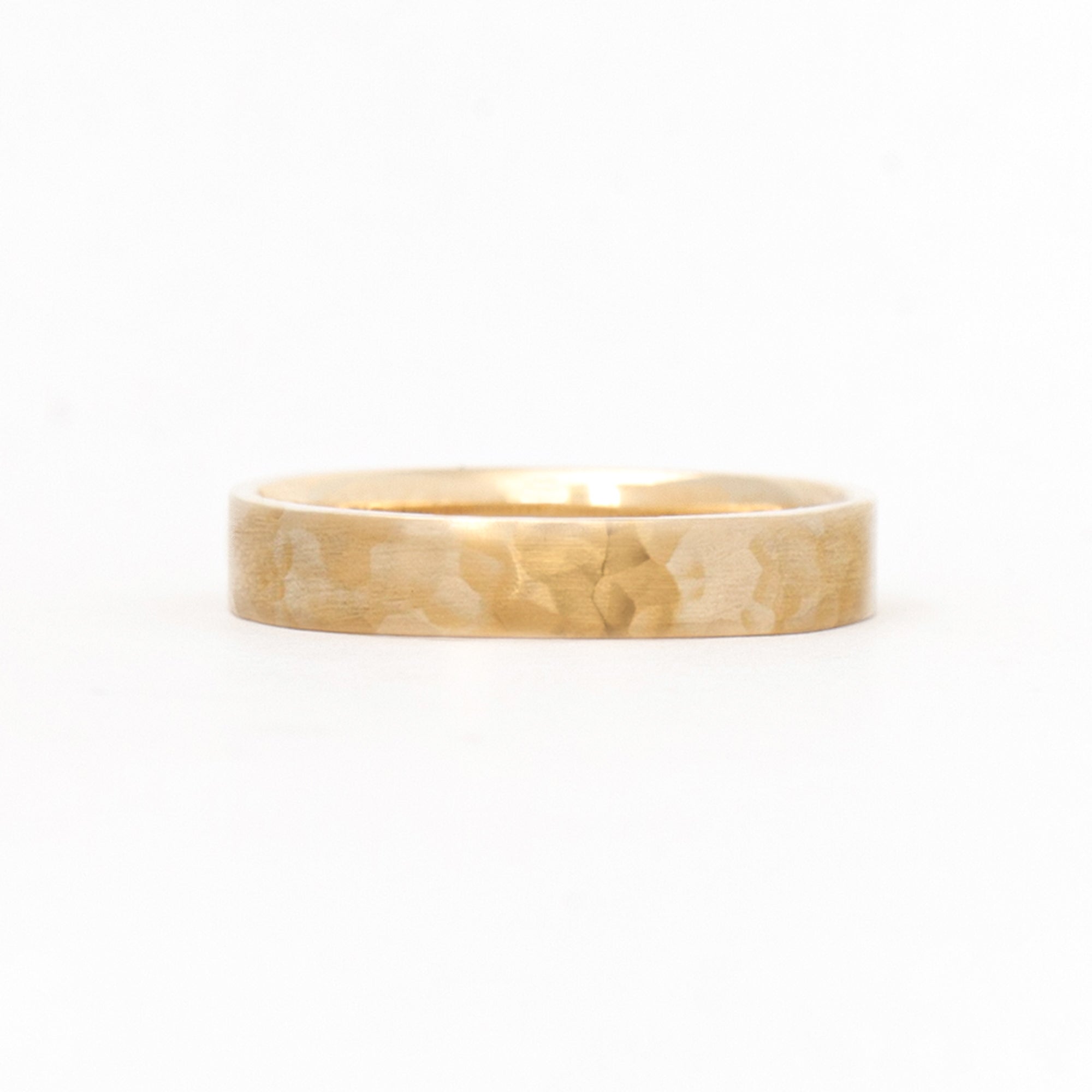 Square 4mm Hammered Band